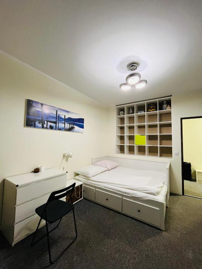 Near Airport Cybernetyki Inn วอร์ซอ ภายนอก รูปภาพ